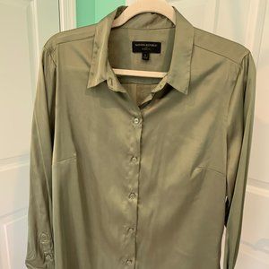 Banana Republic Factory Green Satin Blouse
